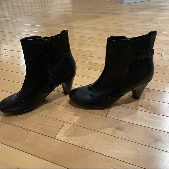 Clarks Bendables boots - Picture 5 of 8